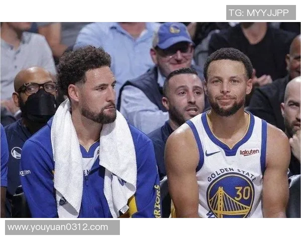 1月19日勇士对湖人精彩对决文字直播全程回顾与分析 1月19日勇士对湖人精彩对决文字直播全程回顾与分析